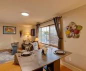 Sweet Wyoming Suite, Centrally located Stay + Wifi