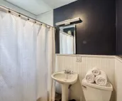 The Big Horn Homestead-2 Spacious Units,16+ guests