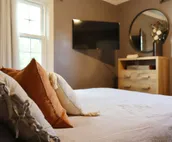 The Big Horn Homestead-2 Spacious Units,16+ guests