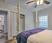 Cozy Blue Cottage in Starkville Near Dtwn!