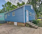 Cozy Blue Cottage in Starkville Near Dtwn!