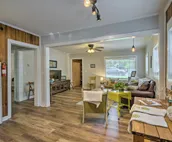 Cozy Blue Cottage in Starkville Near Dtwn!