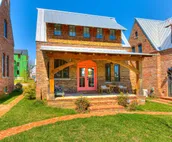 Carlton Landing-The Coral Cottage