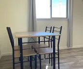 Downtown Cabin walking distance to Mentock Park