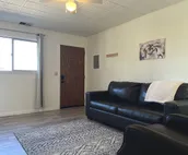 Downtown Cabin walking distance to Mentock Park
