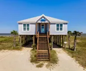 The Blue Crab - BAYFRONT! Private Pool - steps to the beach - kayaks and crab...
