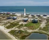 The Blue Crab - BAYFRONT! Private Pool - steps to the beach - kayaks and crab...