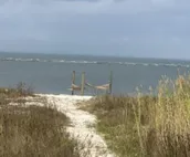 The Blue Crab - BAYFRONT! Private Pool - steps to the beach - kayaks and crab...