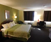 Days Inn by Wyndham Lexington NE