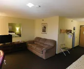 Days Inn by Wyndham Lexington NE