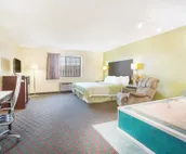 Days Inn by Wyndham Lexington NE
