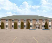 Four Seasons Inn