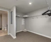Park Pacific - Spacious DT Apts with Free Parking by Zencity