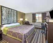 Super 8 by Wyndham Brookings