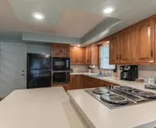 Quiet Comfy 2 BR Home In South Bend, Minutes From Notre Dame! Pet Friendly! home