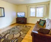 Eagle Peak Guesthouse
