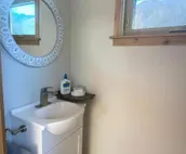 Eagle Peak Guesthouse