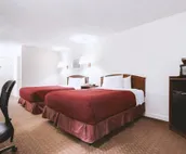 Sky-Palace Inn & Suites McCook