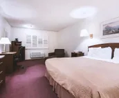Sky-Palace Inn & Suites McCook