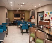 Holiday Inn Express Hotel & Suites Norfolk, an IHG Hotel