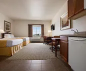 Days Inn & Suites by Wyndham Columbus NE