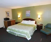 Days Inn by Wyndham Lexington NE