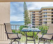 Royal Kahana 405