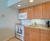 Royal Kahana 405