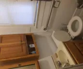 Bright and Cool Powell Apartment