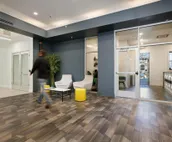 Midtown Studio Steps from Dining and Nightlife