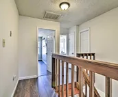 Cozy Virginia Beach Townhome about 6 Mi to Beach!