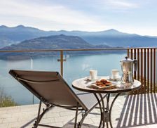 Italy Lago d'Iseo Parzanica vacation rental compare prices direct by owner 34786259