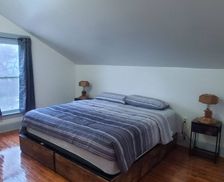 United States New York Lockport vacation rental compare prices direct by owner 33519556