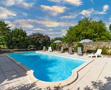 France  Varennes vacation rental compare prices direct by owner 33564945