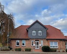 Germany Lower-Saxony Hambühren vacation rental compare prices direct by owner 33706503
