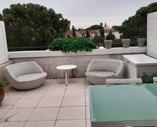 France Var Grimaud vacation rental compare prices direct by owner 33462039