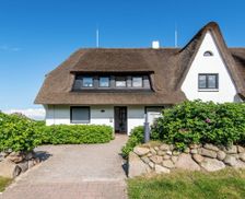 Germany Niedersachsen Rantum vacation rental compare prices direct by owner 33701531