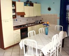 Italy Marche Casal Velino vacation rental compare prices direct by owner 34798944