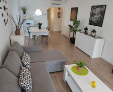 Spain Girona Figueres vacation rental compare prices direct by owner 36580416