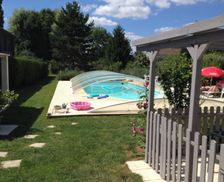 France  Saint-Jean-d'Angély vacation rental compare prices direct by owner 34770215