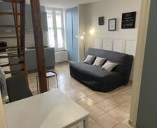 France Aube Troyes vacation rental compare prices direct by owner 33510596