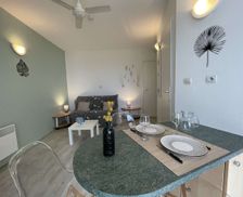 France Nouvelle-Aquitaine La Rochelle vacation rental compare prices direct by owner 33450233