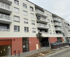 France Seine-Saint-Denis Pierrefitte-sur-Seine vacation rental compare prices direct by owner 32408084
