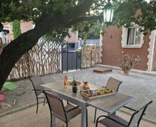 France Gard Gaujac vacation rental compare prices direct by owner 34778043