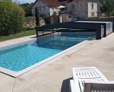 France Occitanie Mayrinhac-Lentour vacation rental compare prices direct by owner 4154292