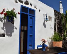 Spain CN UGA-Yaiza vacation rental compare prices direct by owner 6759430