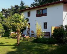 France Nouvelle-Aquitaine Briscous vacation rental compare prices direct by owner 6772096