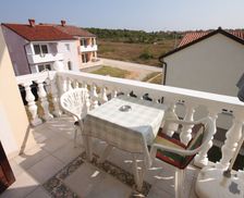 Croatia  Novigrad vacation rental compare prices direct by owner 6297057