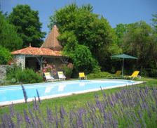 France Nouvelle-Aquitaine Palluaud vacation rental compare prices direct by owner 4768118
