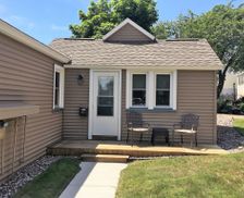 United States Michigan Marquette vacation rental compare prices direct by owner 242240